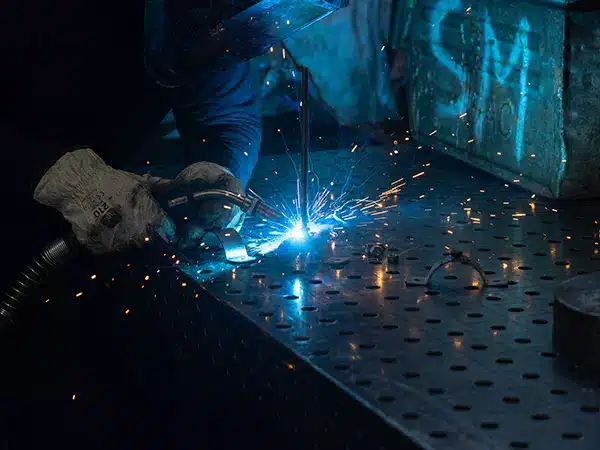 Personalizzazione-fissaggi-blocca-tubi